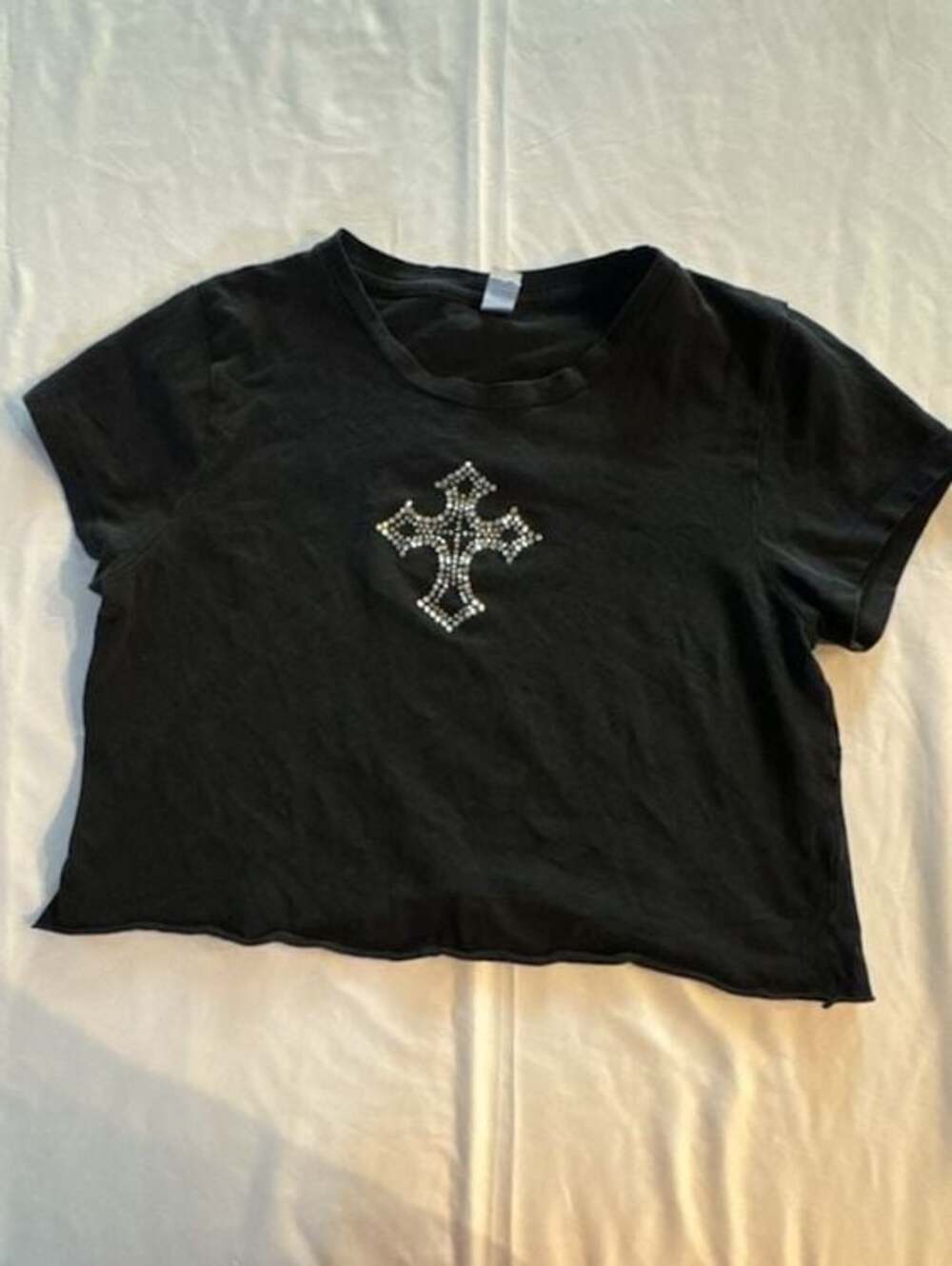 Chelona Black Crop Top Rhinestone Cross Women's XL Short Sleeve T-Shirt